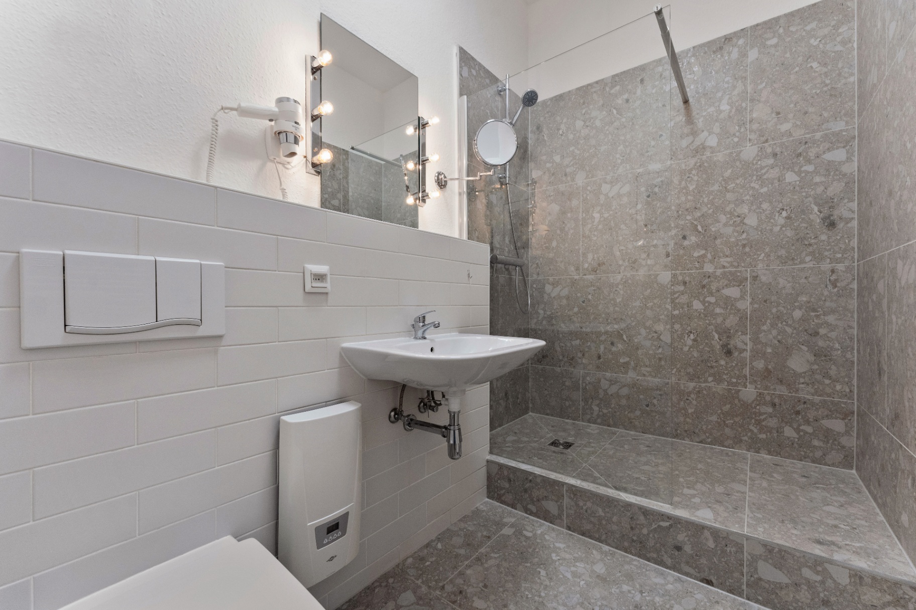 Studio with Kitchenette and Single Bed - view 9