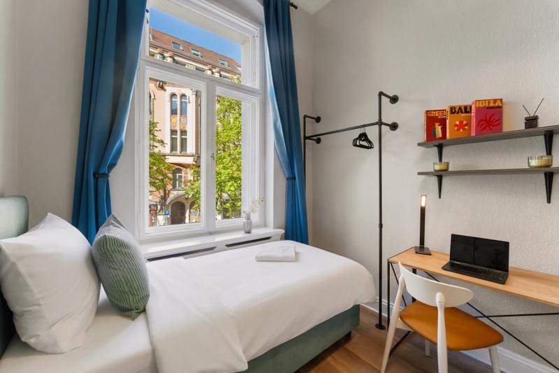 Studio with Kitchenette and Single Bed - view 1